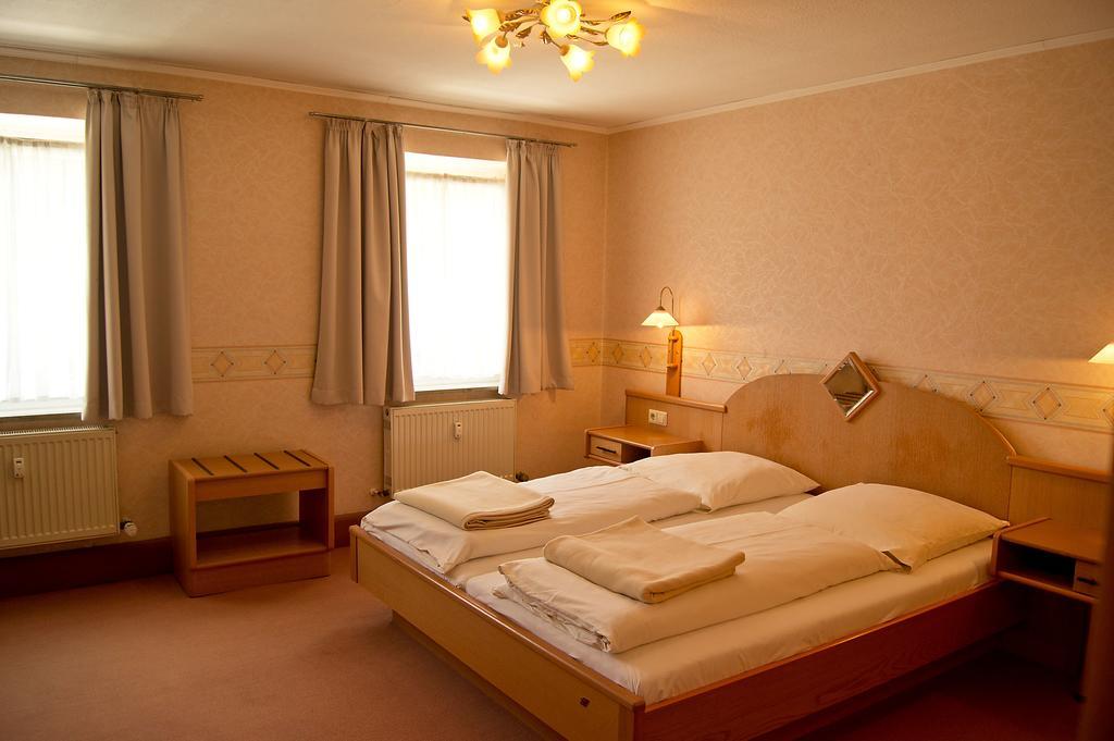 Hotel Garni Promenade Weissenhorn Luaran gambar
